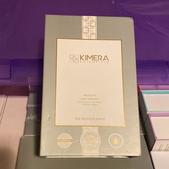 MEDISEYES SKIN THERAPY - Picture 2 of 5